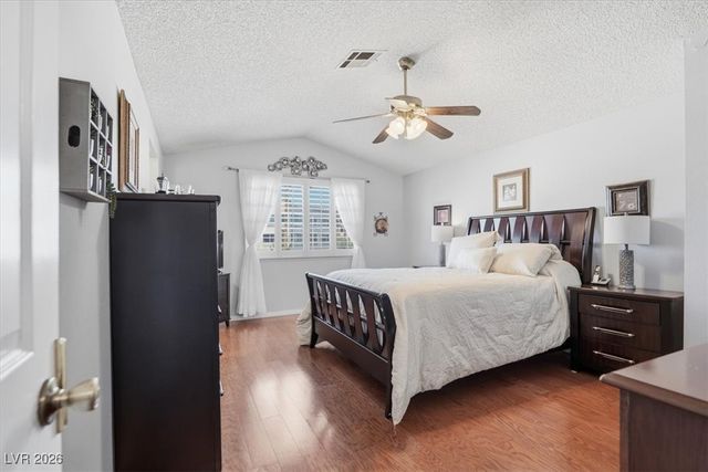 688 Montvilla Drive, Las Vegas, NV 89123