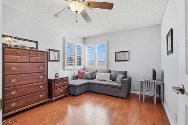 688 Montvilla Drive, Las Vegas, NV 89123