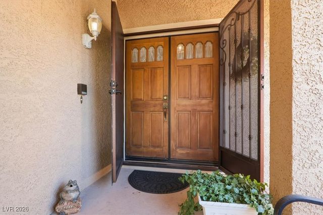 688 Montvilla Drive, Las Vegas, NV 89123