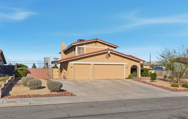 688 Montvilla Drive, Las Vegas, NV 89123