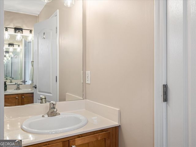 127 Linton Drive, Acworth, GA 30102