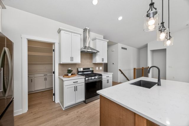 1615 NW Parkside Lane, Waukee, IA 50263