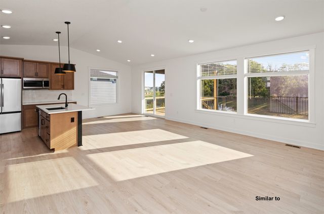 1615 NW Parkside Lane, Waukee, IA 50263