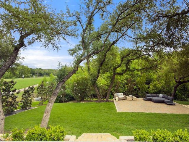 28 Club Estates PKWY, Austin, TX 78738