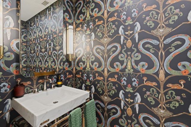 28 Club Estates PKWY, Austin, TX 78738