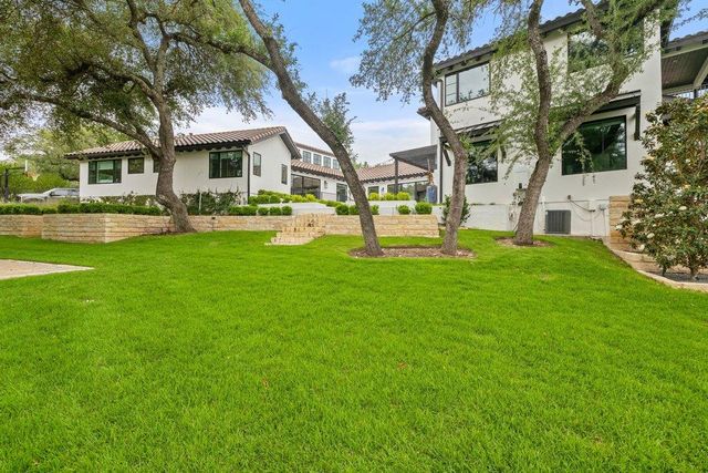 28 Club Estates PKWY, Austin, TX 78738