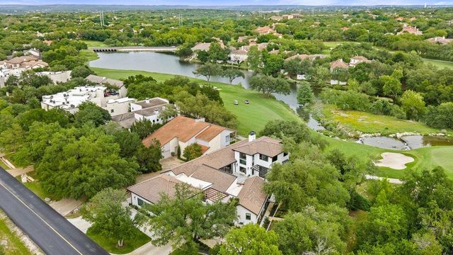 28 Club Estates PKWY, Austin, TX 78738
