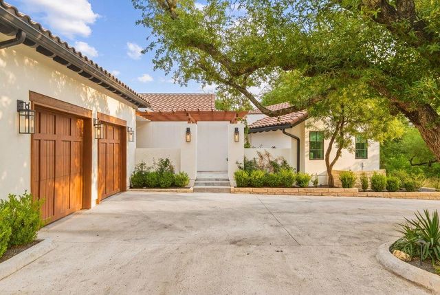 28 Club Estates PKWY, Austin, TX 78738