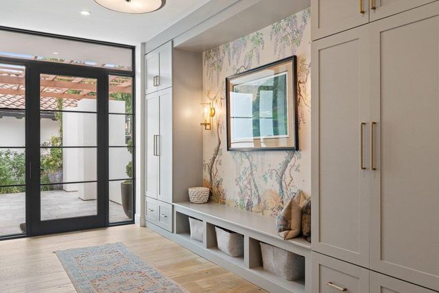 28 Club Estates PKWY, Austin, TX 78738