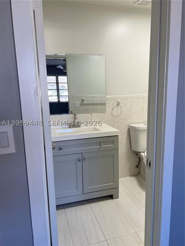 645 W 68th St 645, Hialeah, FL 33014