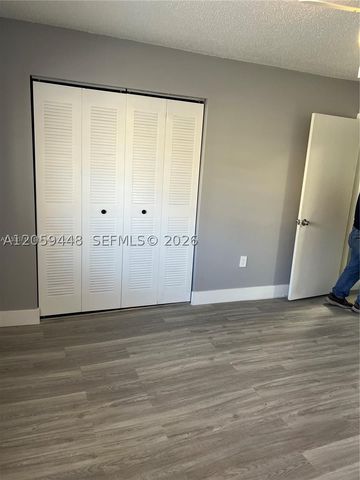 645 W 68th St 645, Hialeah, FL 33014