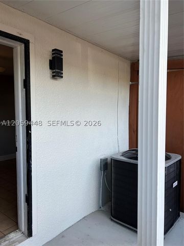 645 W 68th St 645, Hialeah, FL 33014