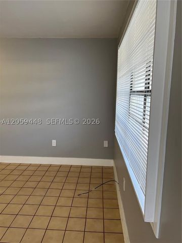 645 W 68th St 645, Hialeah, FL 33014