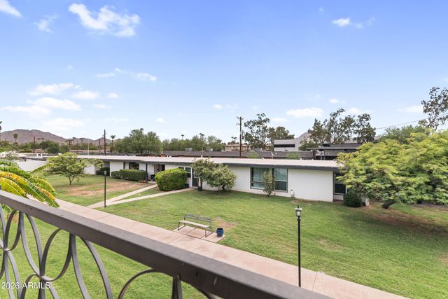 3242 E CAMELBACK Road 204, Phoenix, AZ 85018