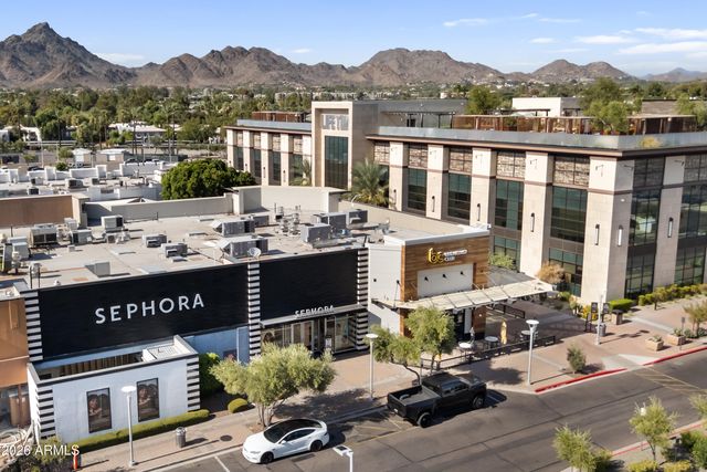 3242 E CAMELBACK Road 204, Phoenix, AZ 85018