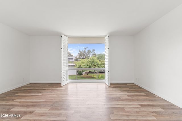 3242 E CAMELBACK Road 204, Phoenix, AZ 85018