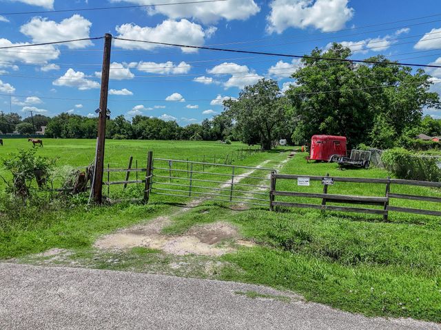 1930 Evans Road, Missouri City, TX 77489