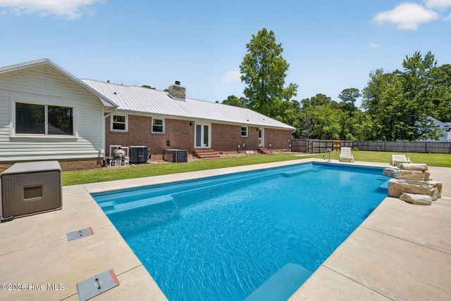10101 S Olde Towne Wynd, Belville, NC 28451