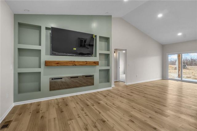 3717 Utah Road, Wellsville, KS 66092