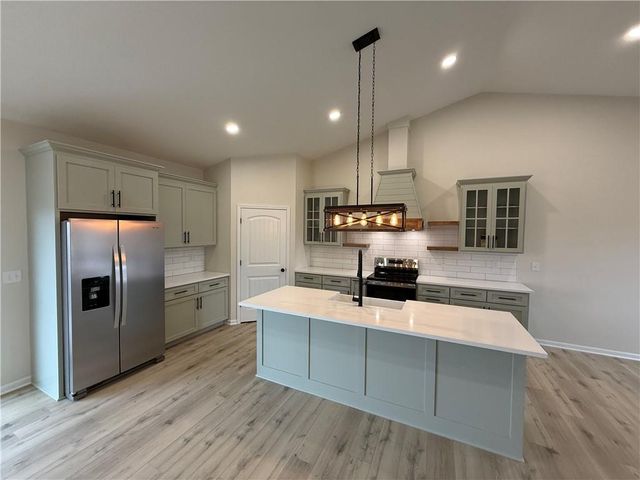 3717 Utah Road, Wellsville, KS 66092