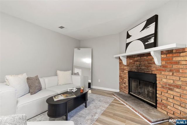 77 Chestnut Drive, Wayne, NJ 07470