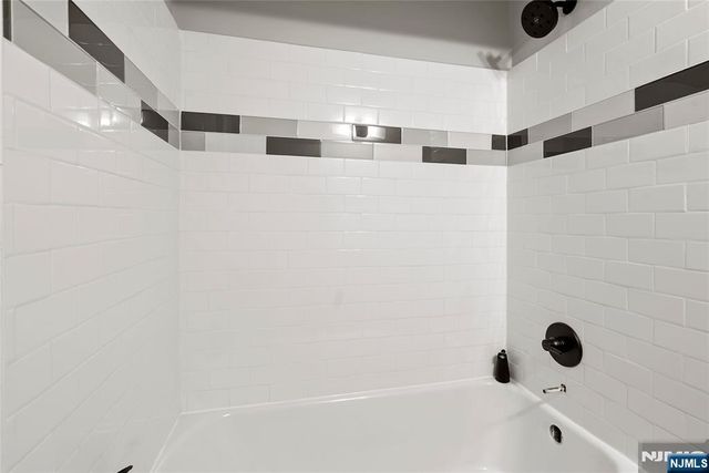 77 Chestnut Drive, Wayne, NJ 07470