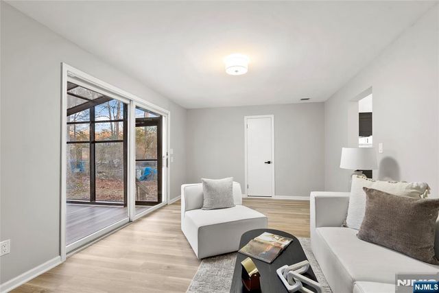 77 Chestnut Drive, Wayne, NJ 07470