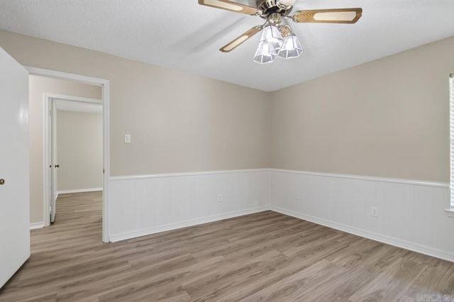 101 Crossbow Ct, Sherwood, AR 72120