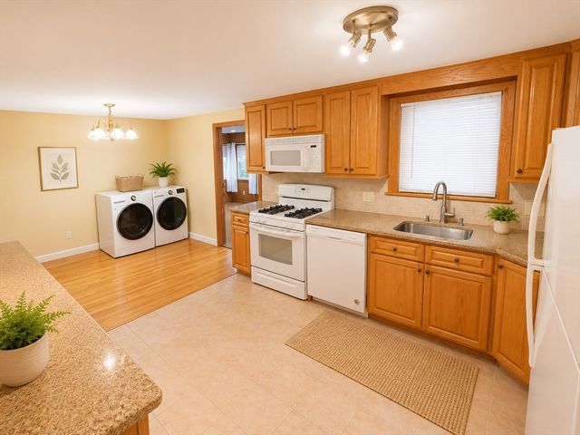 29 Greenleaf Circle 29, Framingham, MA 01701