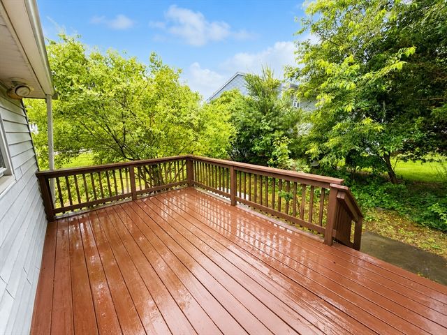 29 Greenleaf Circle 29, Framingham, MA 01701