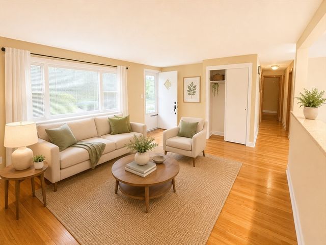 29 Greenleaf Circle 29, Framingham, MA 01701