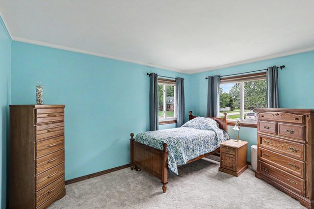 302 Westwinds Drive, Almont, MI 48003