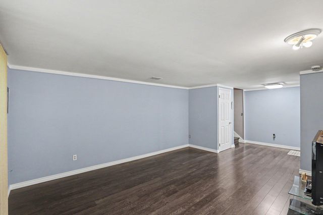 302 Westwinds Drive, Almont, MI 48003