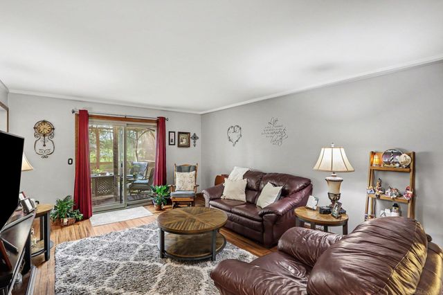 302 Westwinds Drive, Almont, MI 48003