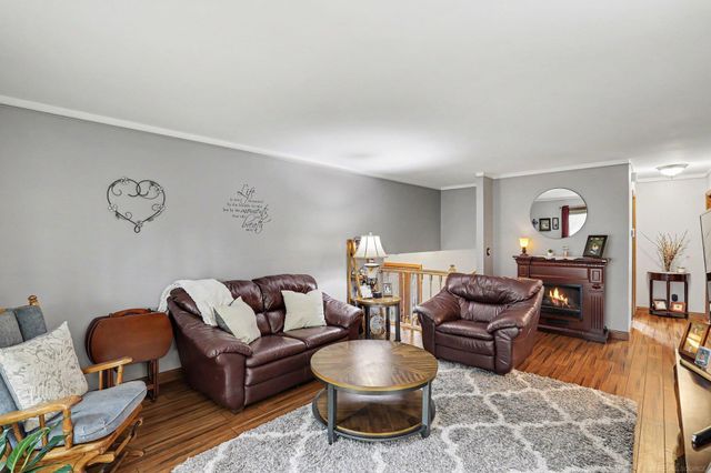 302 Westwinds Drive, Almont, MI 48003