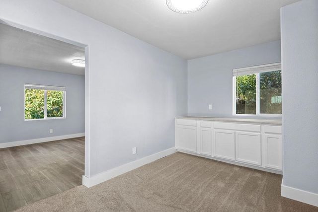 231 W Poplar St, Tekoa, WA 99033