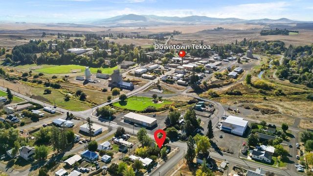 231 W Poplar St, Tekoa, WA 99033