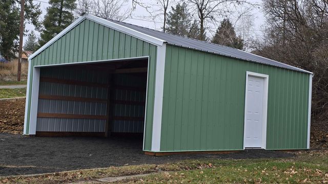 231 W Poplar St, Tekoa, WA 99033