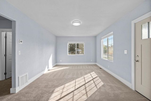 231 W Poplar St, Tekoa, WA 99033