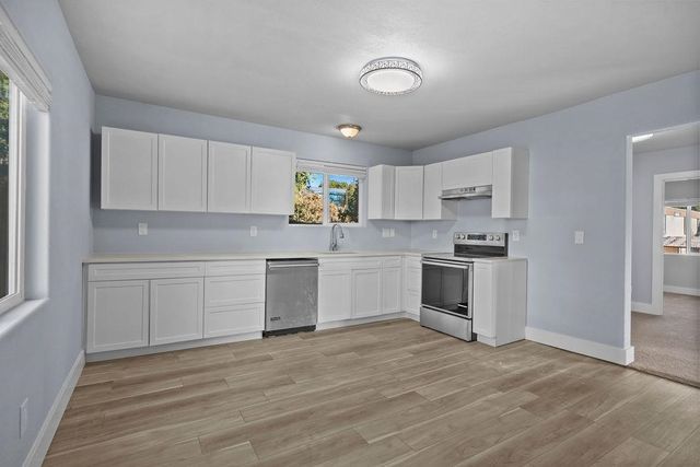 231 W Poplar St, Tekoa, WA 99033