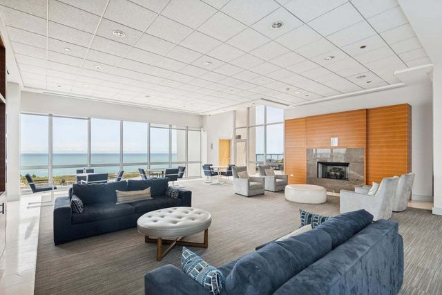 1629 S Prairie Avenue 801, Chicago, IL 60616