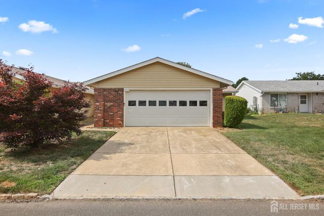 316-B Jutland Drive, Monroe, NJ 08831