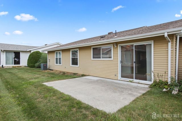 316-B Jutland Drive, Monroe, NJ 08831