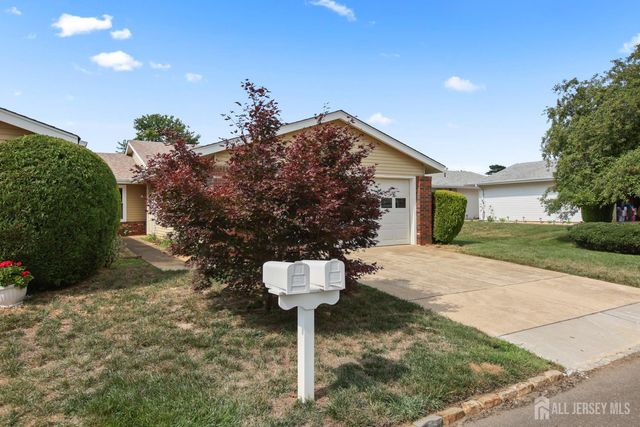 316-B Jutland Drive, Monroe, NJ 08831