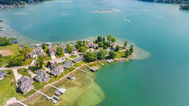 280 Lane 345 Lake James, Angola, IN 46703
