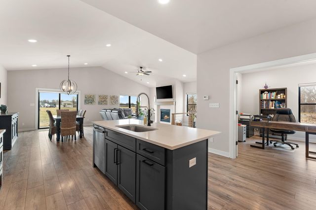 1651 Forest Ridge Drive, Valparaiso, IN 46385