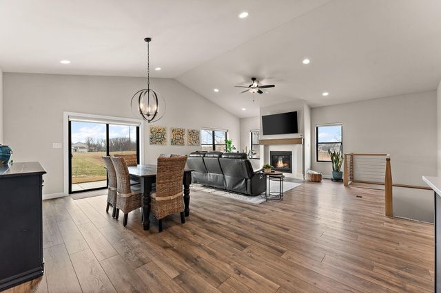 1651 Forest Ridge Drive, Valparaiso, IN 46385