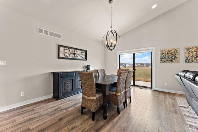 1651 Forest Ridge Drive, Valparaiso, IN 46385