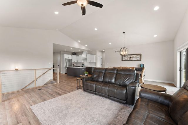 1651 Forest Ridge Drive, Valparaiso, IN 46385