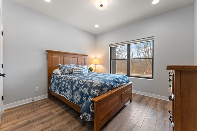 1651 Forest Ridge Drive, Valparaiso, IN 46385